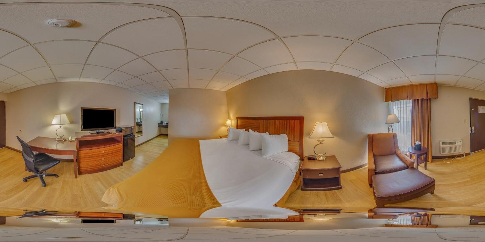 Rodeway Inn McPherson Room photo